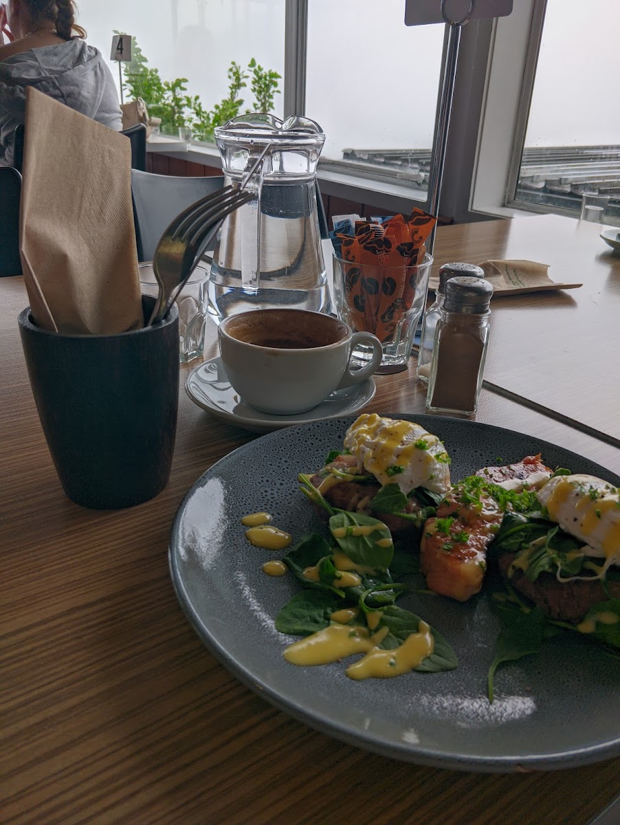 Lunch, coffee, and separate cutlery/napkin