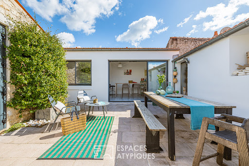 Maison avec terrasse 1