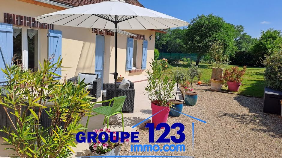 Vente maison 7 pièces 211 m² à Egleny (89240), 299 900 €