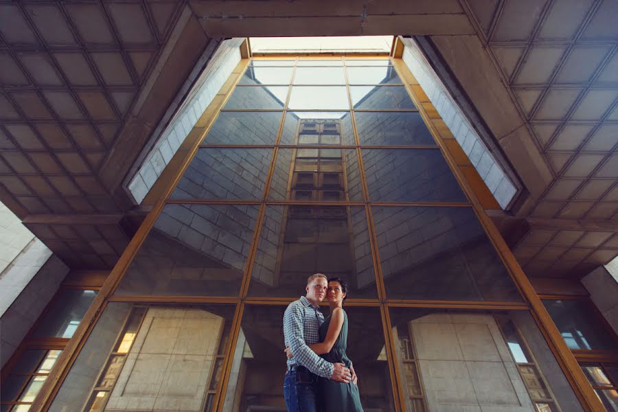 Wedding photographer Aleksey Tychinin (tichinin). Photo of 24 October 2013