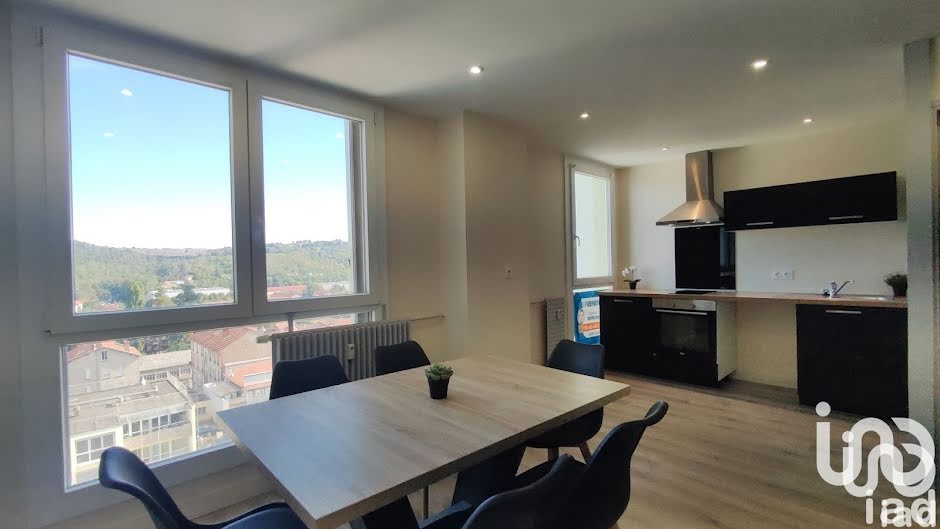 Location meublée appartement 1 pièce 26 m² à Firminy (42700), 420 €