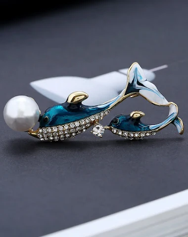 Wild and cute double dolphin small - 2