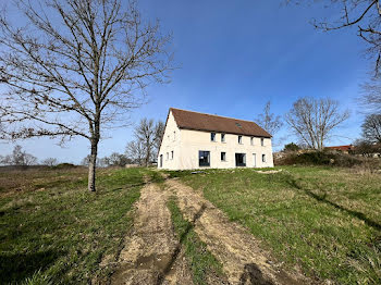 maison à Saint-Sauveur-en-Puisaye (89)