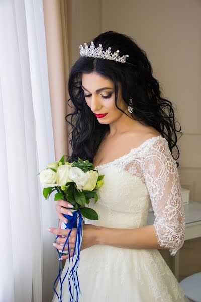 Wedding photographer Oleg Larchenko (larik908). Photo of 22 February 2019