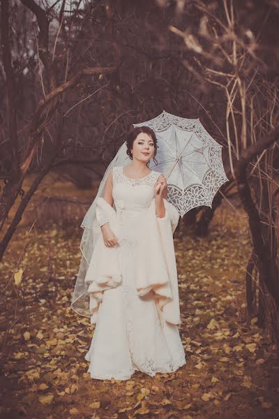 Fotógrafo de casamento Semen Svetlyy (semsvetliy). Foto de 23 de janeiro 2014