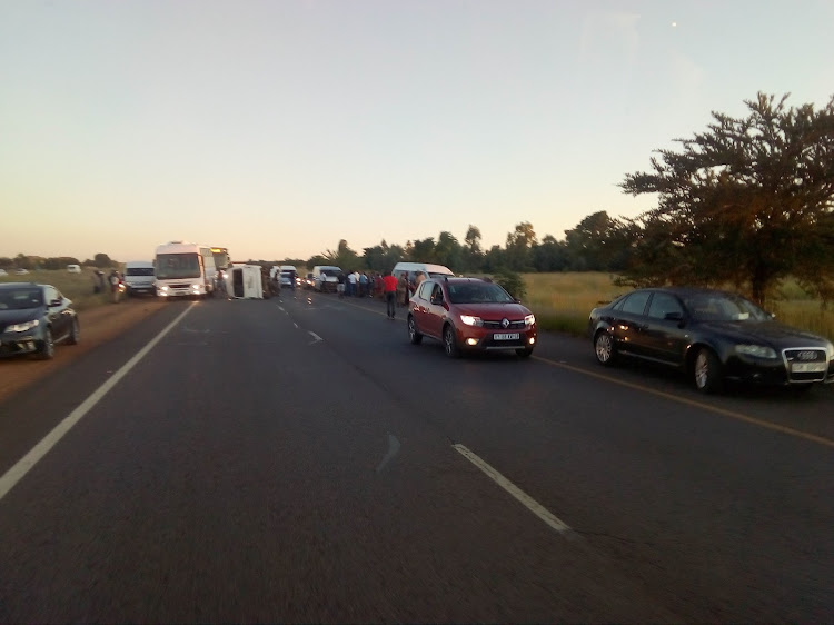 A taxi ferrying school children collided with a car on the R80 Mabopane highway in Pretoria on Friday morning.