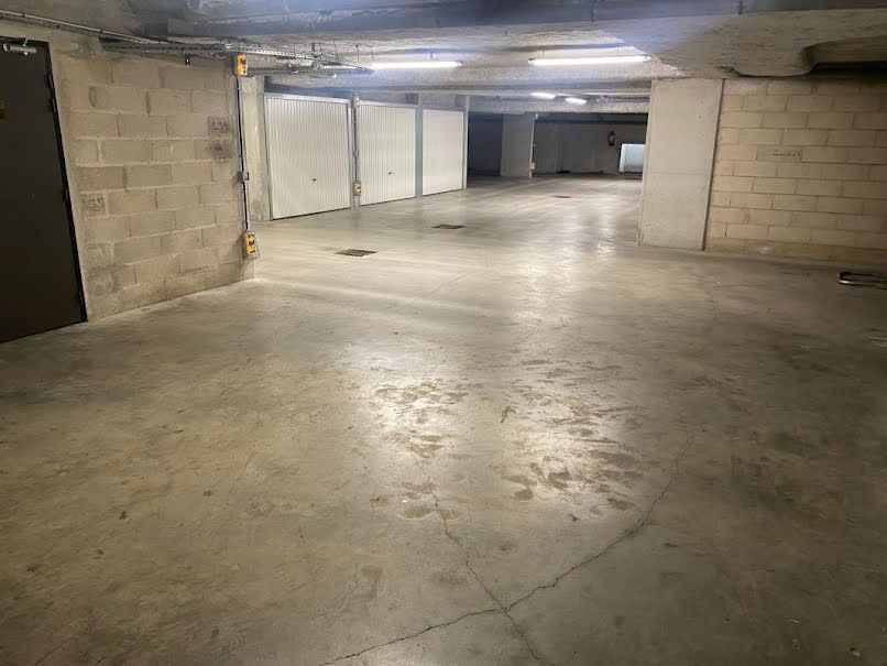 Vente parking  13 m² à Bagnolet (93170), 18 000 €