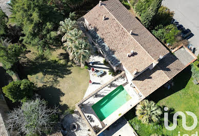 House with pool and terrace 18