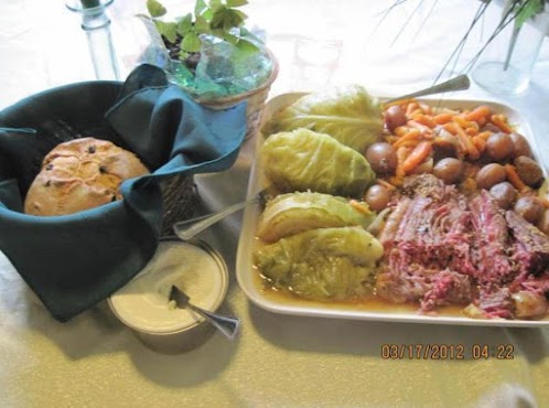 Crock pot corned beef and cabbage