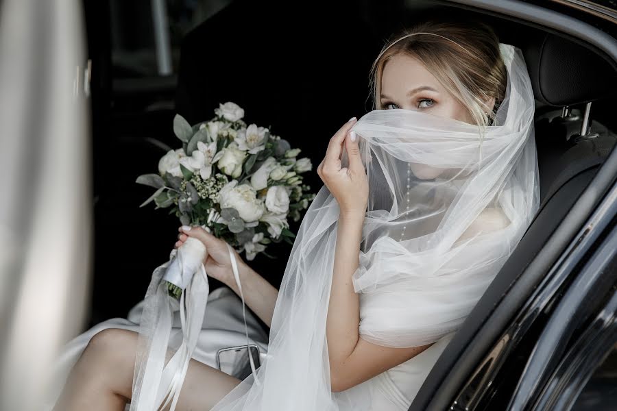 Huwelijksfotograaf Anton Kolesnikov (toni). Foto van 10 april 2023