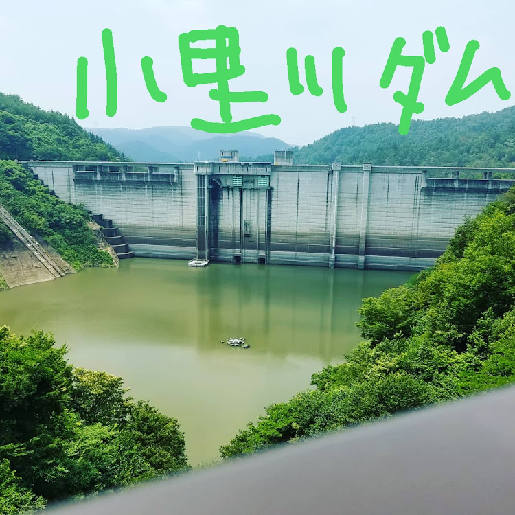 エルグランドのローガン・御田家🍢・瑞浪市・小里川ダム・ひんやり探検に関するカスタム事例の投稿画像3枚目