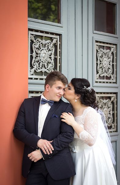 Fotógrafo de casamento Alla Kozlova (alilu92). Foto de 27 de janeiro 2018