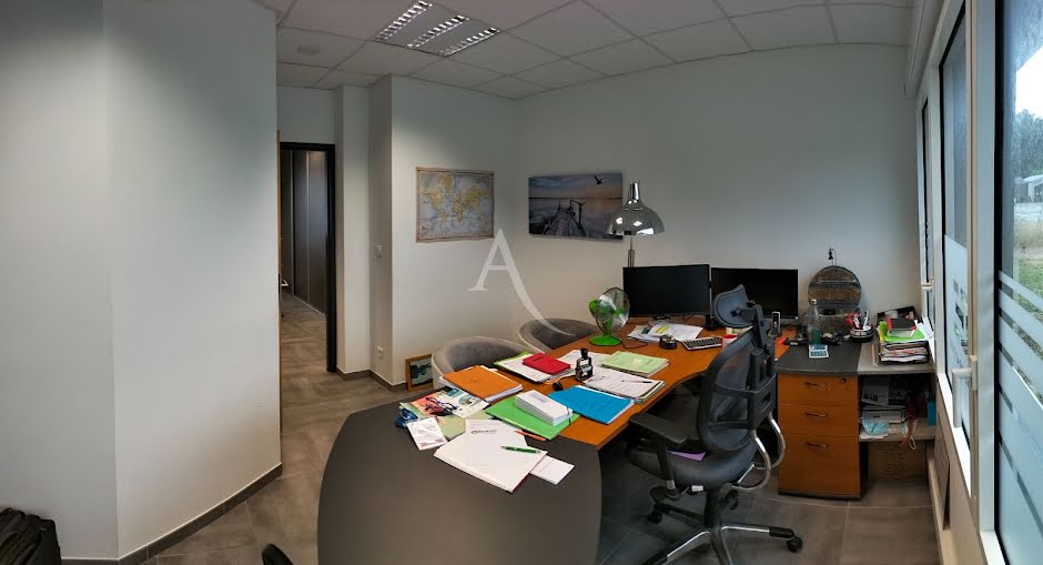 Location  locaux professionnels  95 m² à Challans (85300), 1 440 €