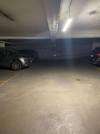 parking à Paris 9ème (75)