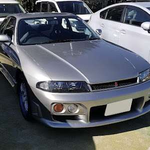 スカイライン R33