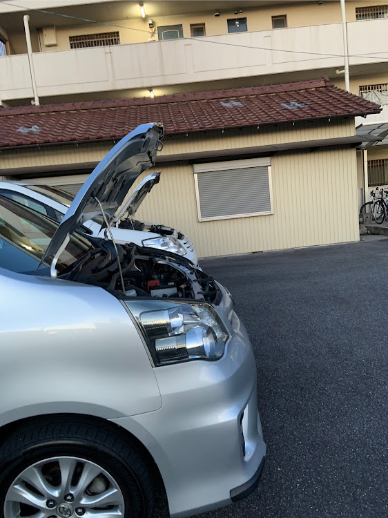 ノアのAZR60G/AZR65G・納車しました。・あたらしい相棒・思ってたよりも綺麗・好きな車に関するカスタム事例の投稿画像15枚目