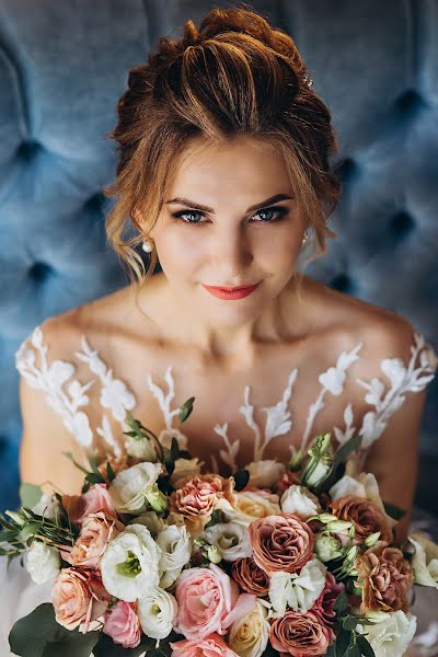 Fotógrafo de casamento Antonina Meshkova (theperfect). Foto de 9 de dezembro 2018