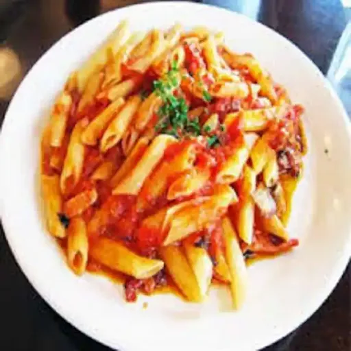 Italian Red Sauce Penne Pasta