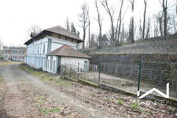 locaux professionnels à La Falaise (78)