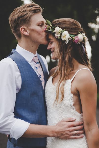 Fotografo di matrimoni Carolin Kleinker (kleinker). Foto del 21 marzo 2019