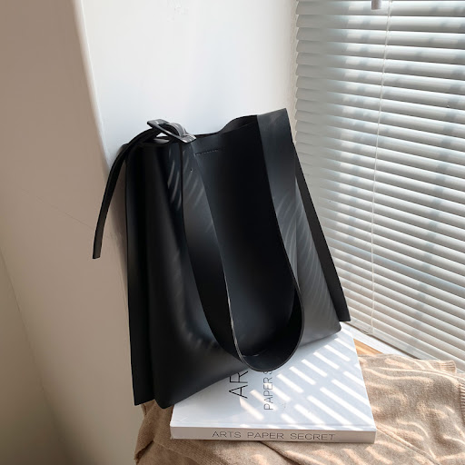 Title 5, Womens Fashionable and Versatile Single Should...