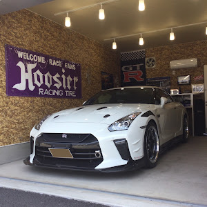 NISSAN GT-R R35