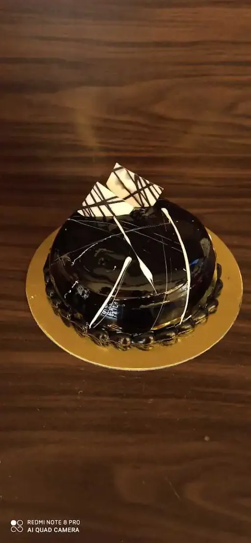 Chocolate Globe Premium Cake