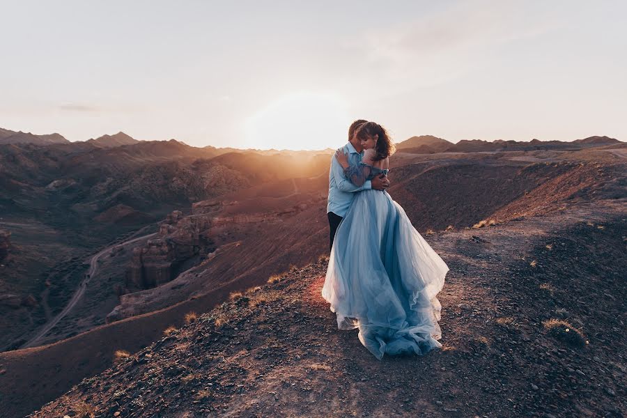 Fotografo di matrimoni Ekaterina Tarabukina (ktarabukina). Foto del 2 ottobre 2020