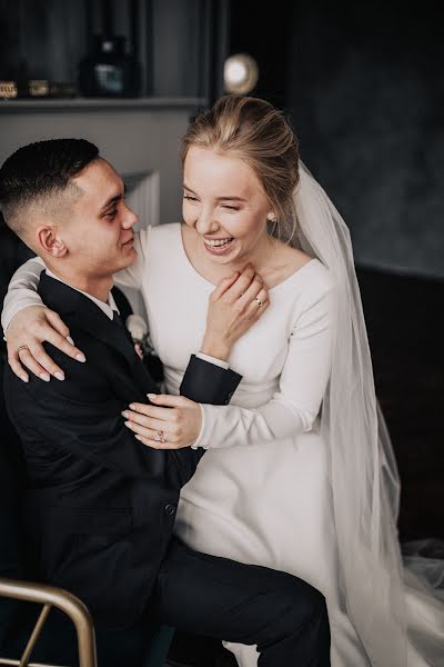 Fotógrafo de casamento Anyuta Aksyutina (anyta1yudina7777). Foto de 7 de março 2020