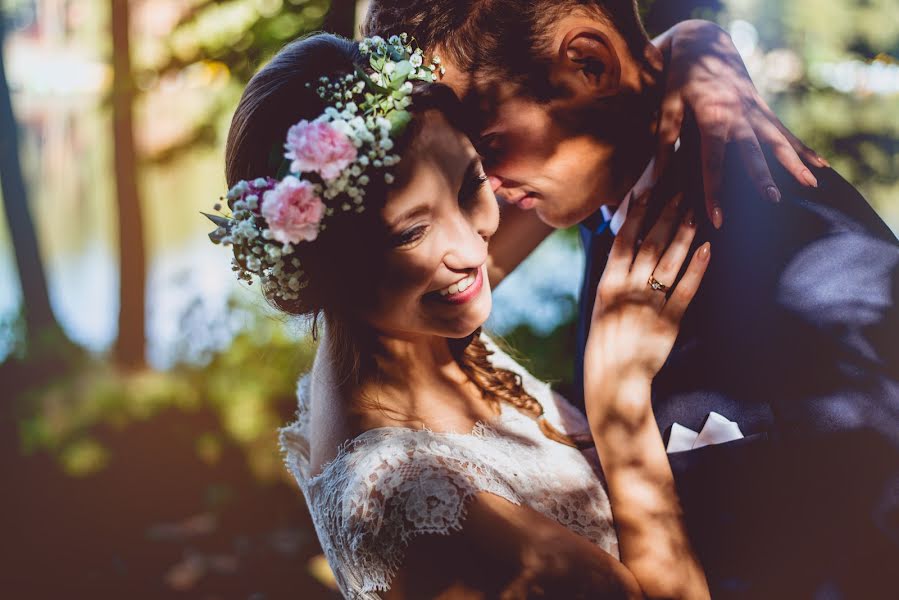 Fotógrafo de casamento Mariusz Dyszlewski (mdyszlewski). Foto de 9 de outubro 2016