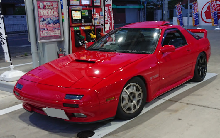 RX-7のFC3S・ムーヴカスタム・L150s・RX-7・ボディカラーに関するカスタム事例の投稿画像1枚目
