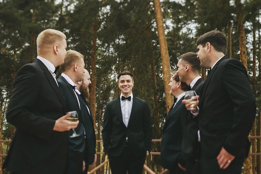 結婚式の写真家Sergey Anischenko (anishenkosa)。2016 3月23日の写真