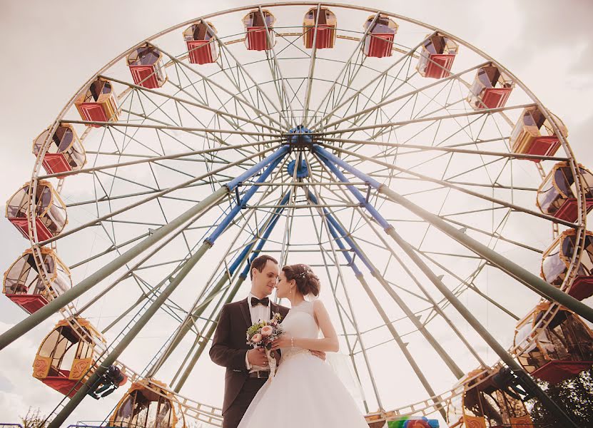 Fotógrafo de casamento Sergey Afonichev (safonichev). Foto de 27 de fevereiro 2015