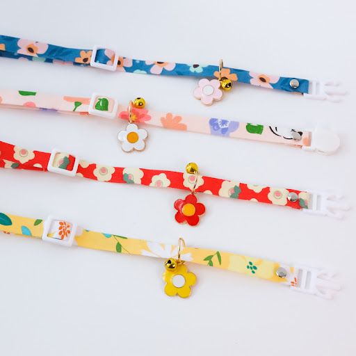 Title 10, Pet Collar Daisy Flower Safety Buckle Necklace,...