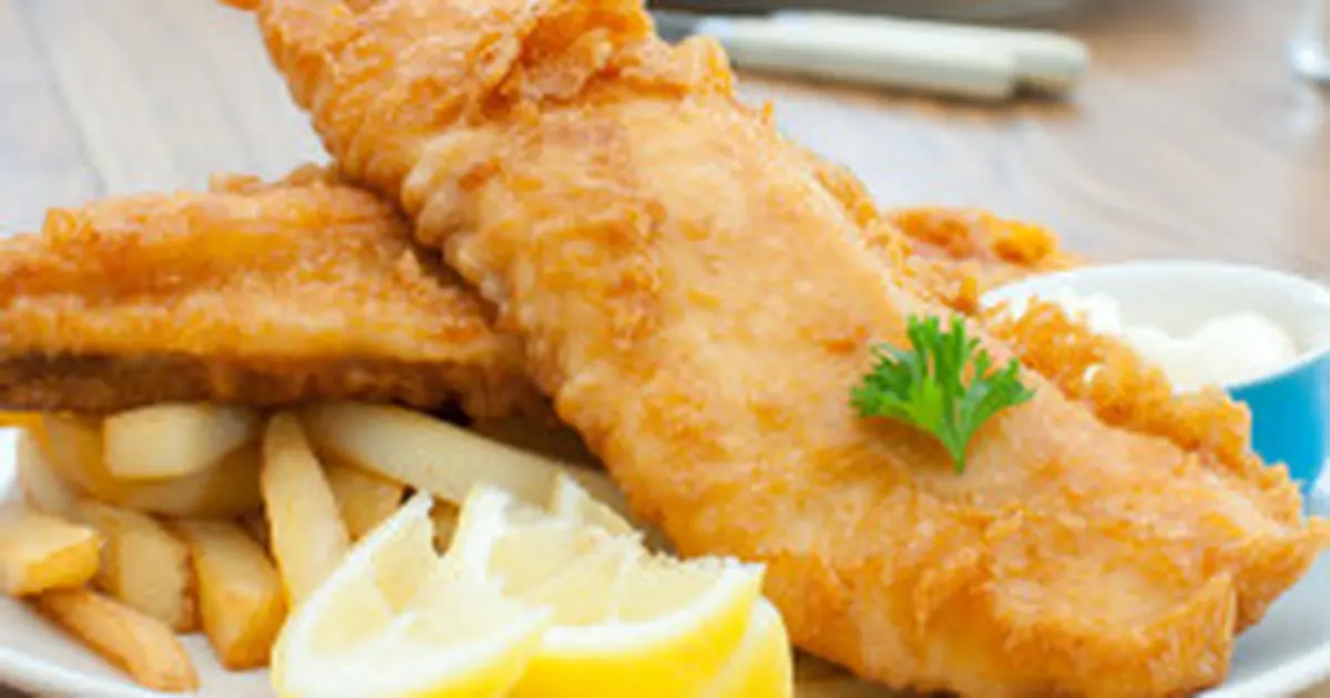 Gluten free beer battered fish and chips recipe (dairy free, low FODMAP)