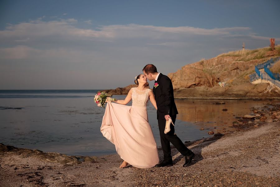 Fotógrafo de casamento Svetoslav Krstev (svetoslav). Foto de 29 de novembro 2016