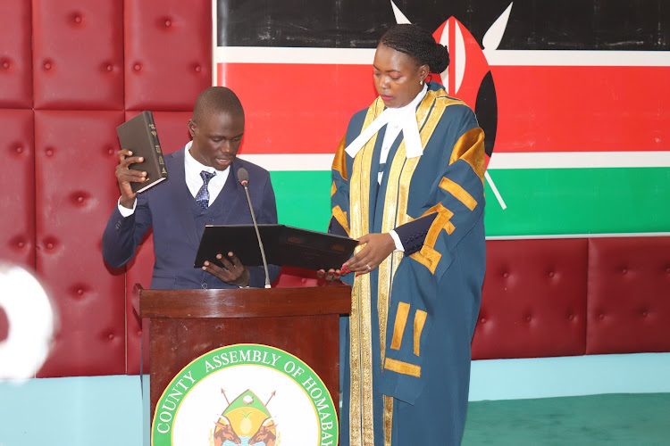 Vickins Bondo takes oath as West Kasipul MCA at Homa Bay county assembly.