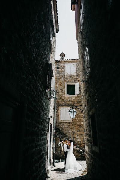 Wedding photographer Evgeniya Rossinskaya (evgeniyaross). Photo of 20 June 2018