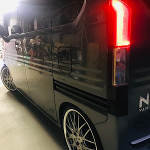 N-VAN JJ1