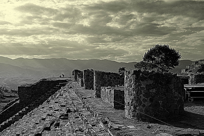 Tempio - Monte Alban  di Francesca Demichei