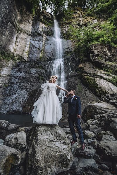 Jurufoto perkahwinan Andrey Tatarashvili (andriaphotograph). Foto pada 19 Jun 2019