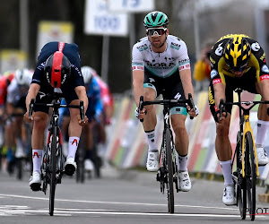 Na twee keer net niet nu weer bingo: Wout van Aert wint zijn tweede klassieker uit het voorjaar na sprint met drie!