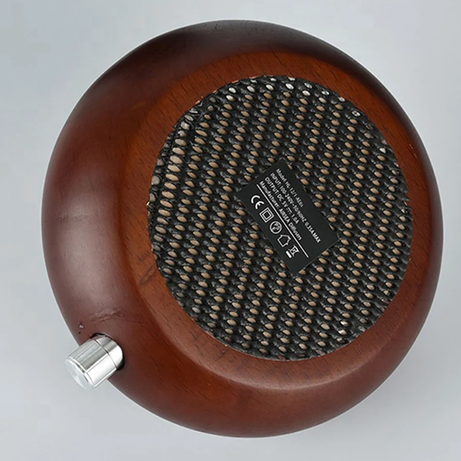 Difusor de aroma retro de bambú hecho a mano. Humidificador y aromaterapia natural para el hogar. Disfruta de un ambiente relajante y elegante.