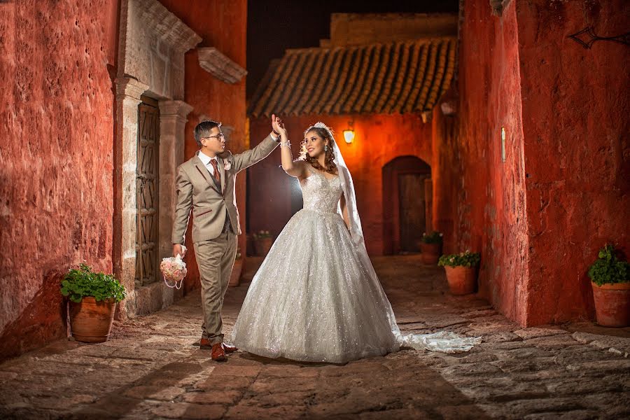 結婚式の写真家Carlos Valverde (carlosvalverde)。5月7日の写真