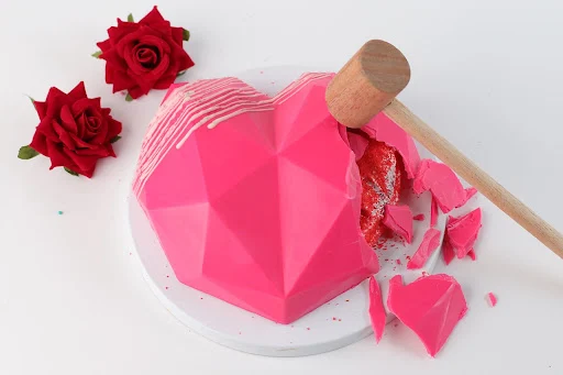 Pink Pinata Cake-Eggless