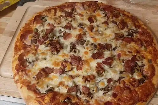 Bacon & Pepperoni Pizza