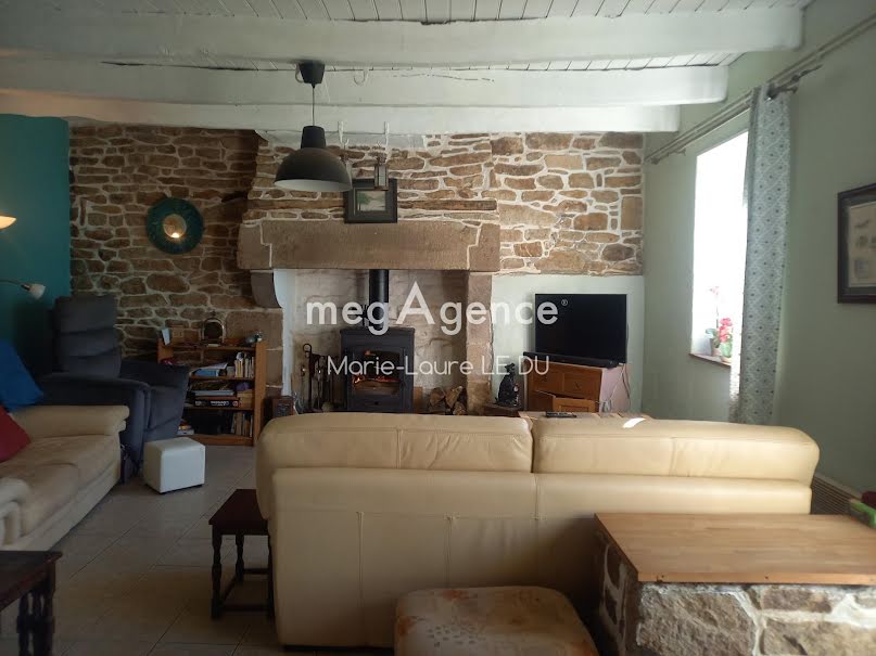 Vente maison 6 pièces 106 m² à Plougras (22780), 145 000 €