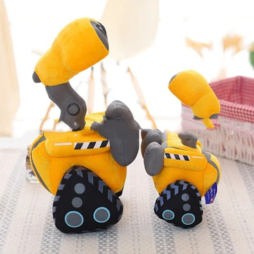 Title 2, Muñecas para Valry