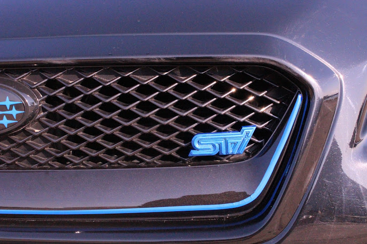 WRX STIのコラボしたいですね・ホイール交換・カスタムは続く・仕様変更!？に関するカスタム事例の投稿画像5枚目