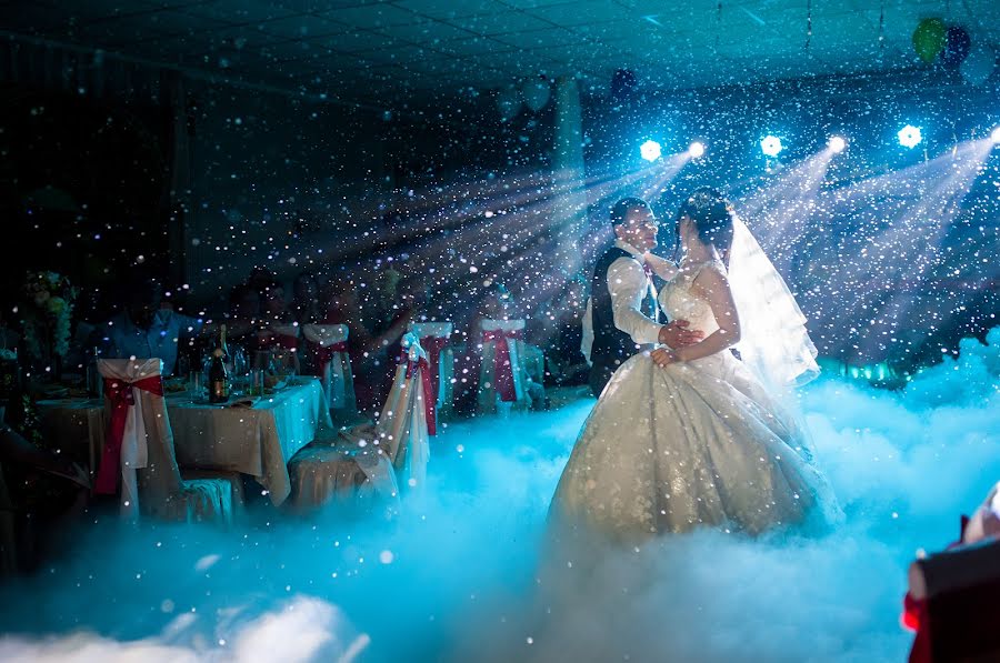 Wedding photographer Olga Kharskaya (bezga767). Photo of 2 July 2021